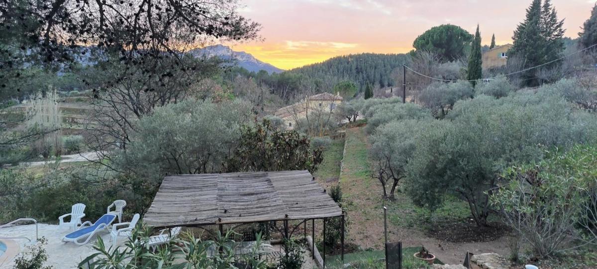Villa Cigalons En Pleine Pinede Avec Piscine Chauffee De Mai A Septembre Auriol Eksteriør billede